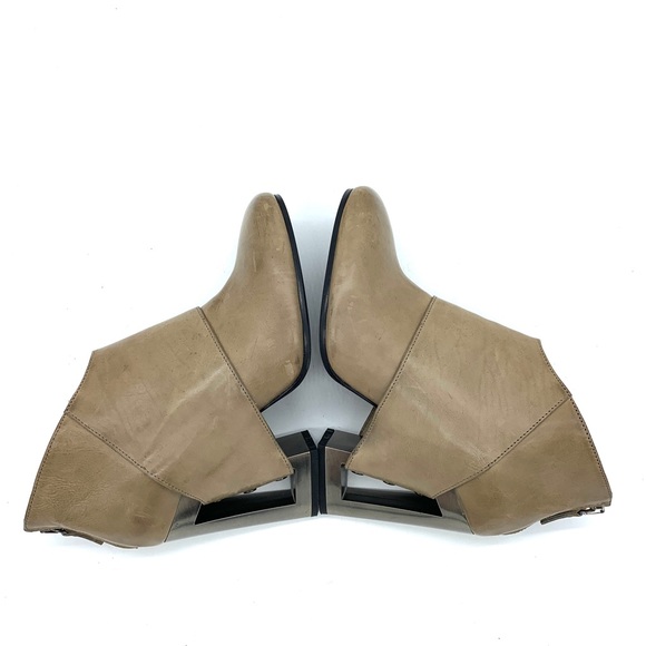 Vic Matie Taupe Leather Ankle Boots - Picture 6 of 15
